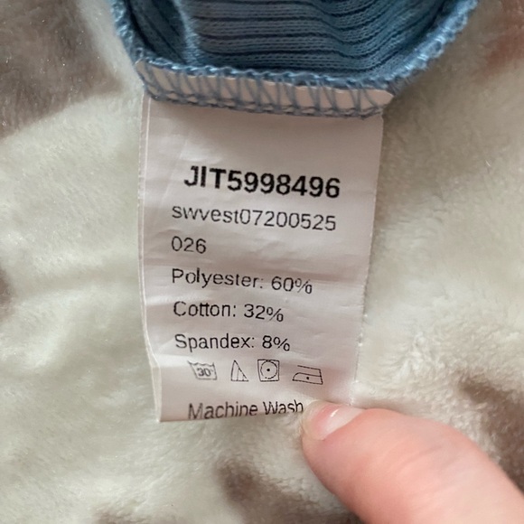 Sun and Moon cropped ribbed tank top - Picture 4 of 5